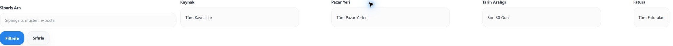 Siparişler sayfasındaki arama, kaynak, pazaryeri, tarih ve fatura filtreleri.